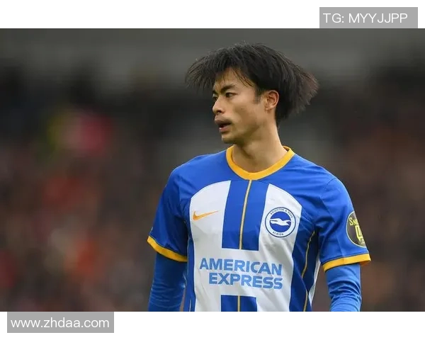 英超日本国脚与战犯合影引发争议俱乐部比赛在中国直播遭球迷抵制